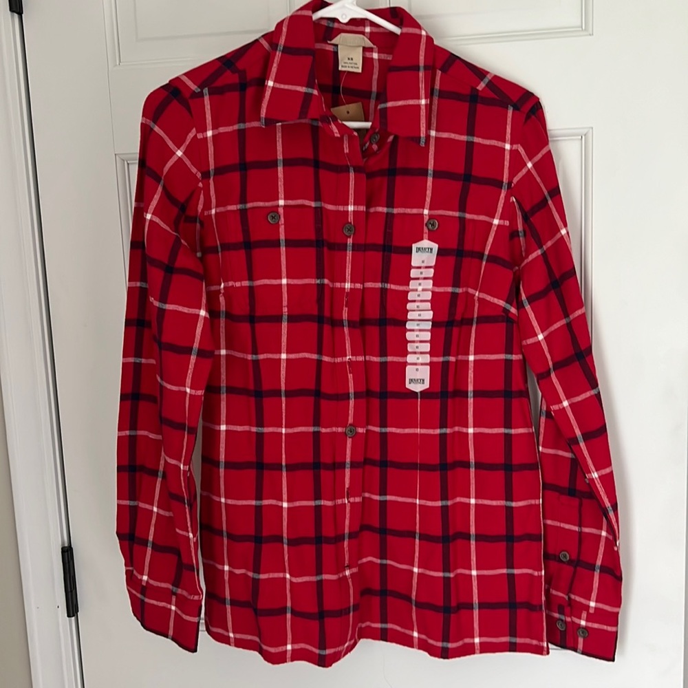Deluth Trading women’s free swingin’ flannel shirt.